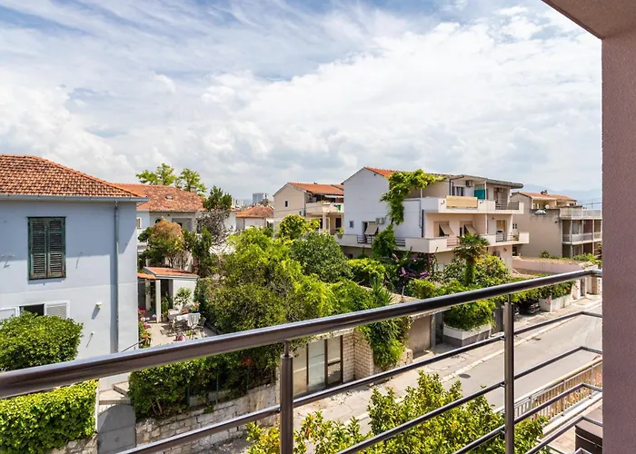 Villa Violeta With The Sea View, 3 Min Walk To The Beach