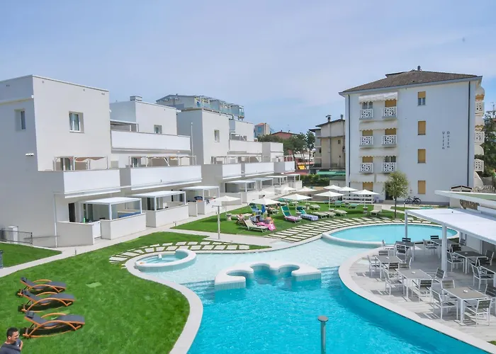 Hotel mit Whirlpool Marina Suites & Apartments 4 Stelle S