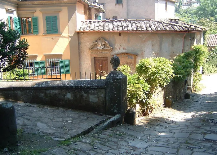 Borgo Ponte Dell'Asse