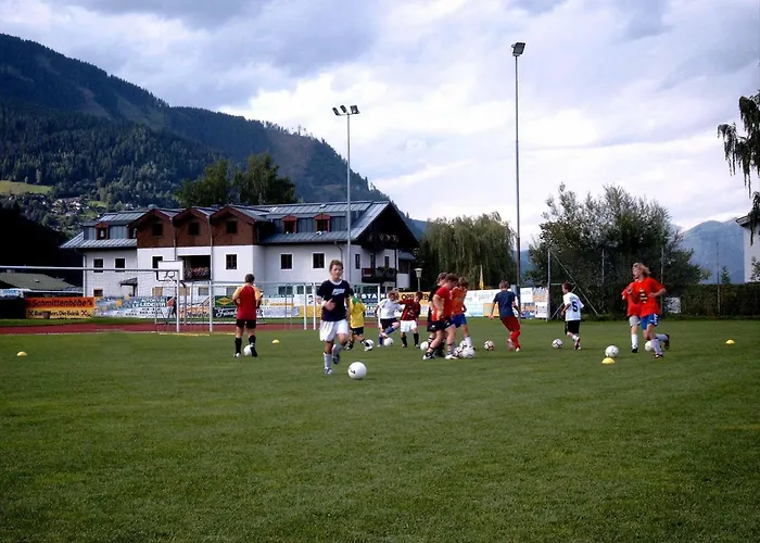 Strandhotel: Junges Hotel Zell am See