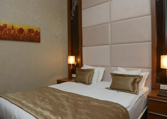 4-Sterne-Hotel: Grand Hotel Downtown