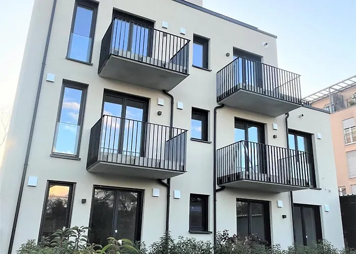 Mikes Apartments
