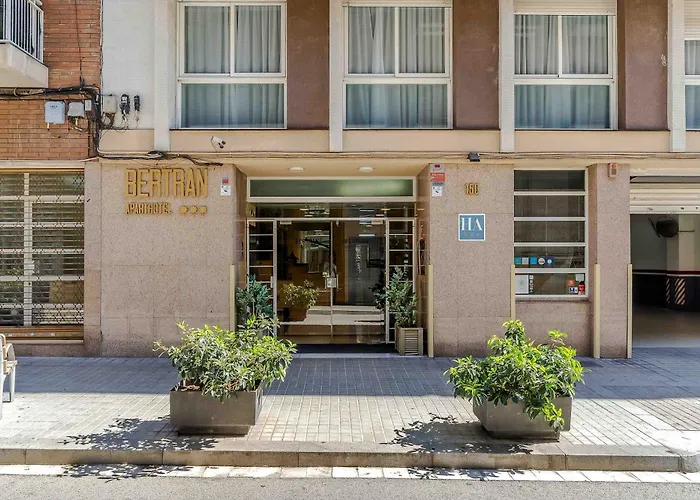 Aparthotel Bertrán