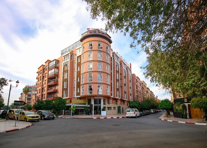 Hotel Racine