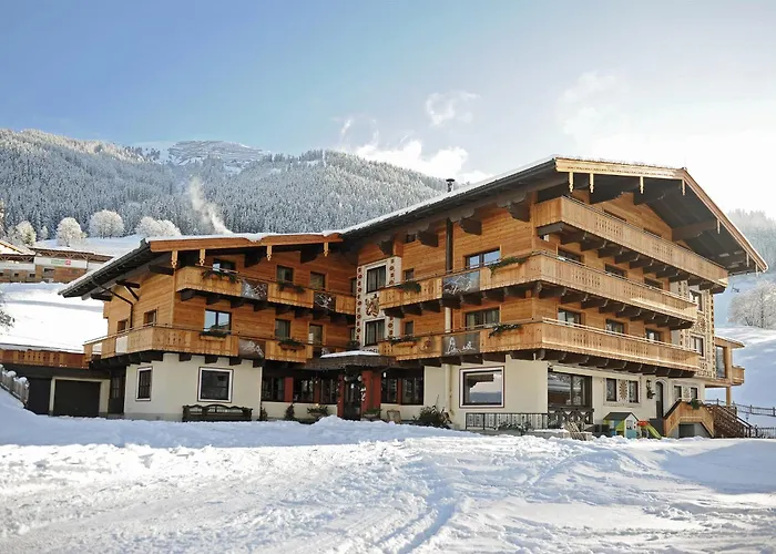 Ski In Ski Out Hotel Unterellmau