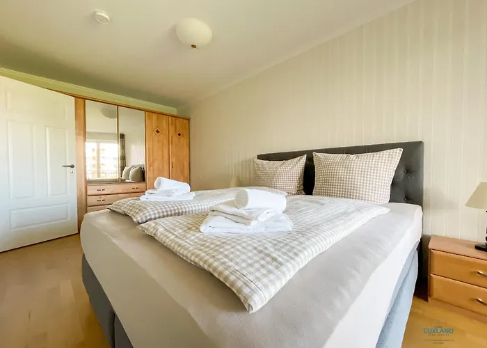 Ferienvermietung: Strandpalais Duhnen Wohnung 3