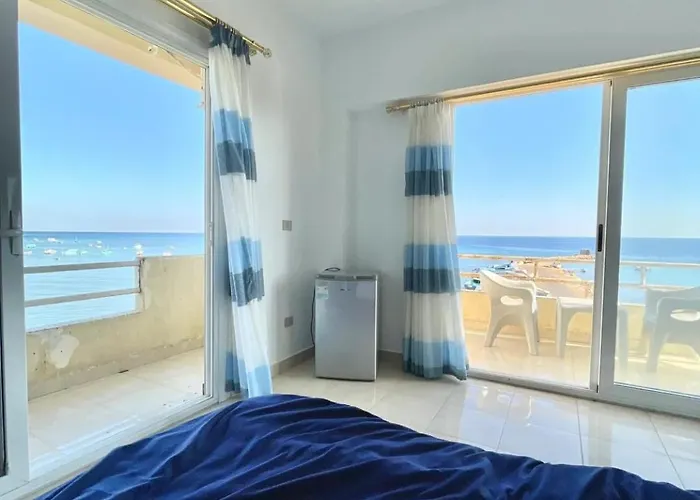 Sea Life Apartments-