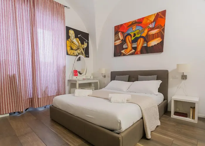 Red Rooms By Wonderful Italy