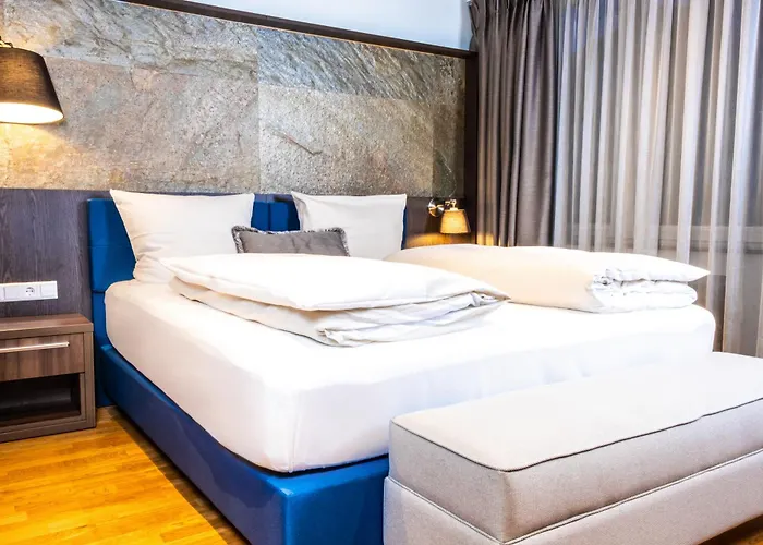 Hotel & Restaurant Knote