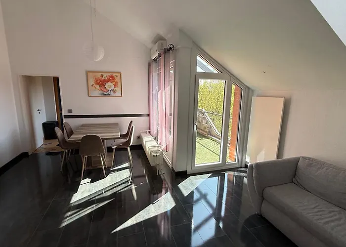 Private Villa: Apartment in Laatzen! contactless check-in