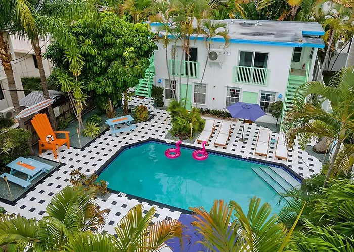 Las Olas Guest House