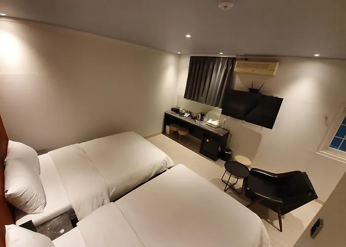 Motels WO Yongsan Station