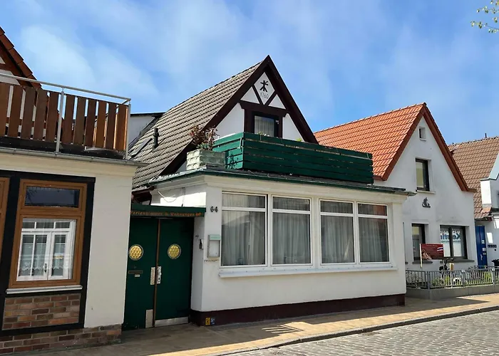Ferienvermietung: Ferienwohnungen Alexandrinenstraße in Warnemünde