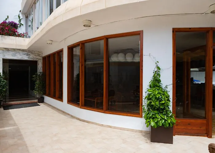 Zentrales Hotel: Hotel Haromar