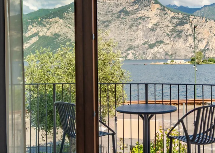 Hotel Am June Stay Lake Garda