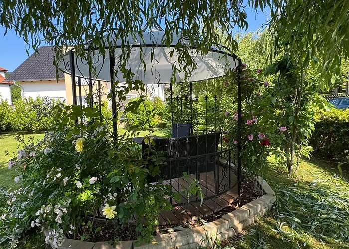 Ferienvermietung: Villa Florentine