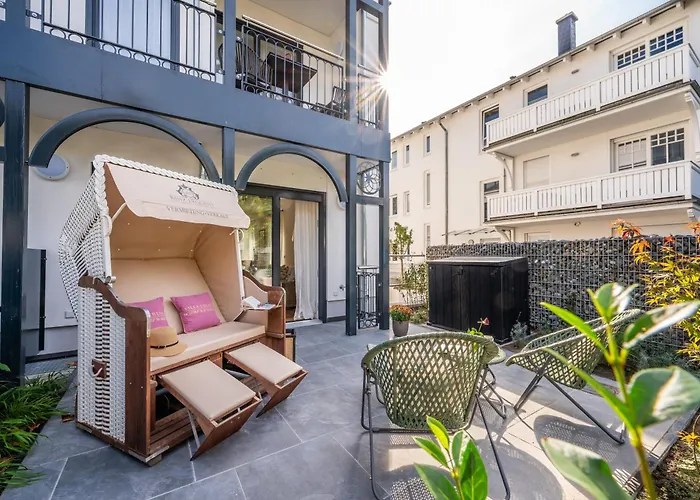Villa Chloe Binz - App 1 Am Kurpark, Binz Exquisit