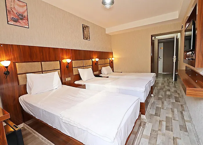 Marina Hotel