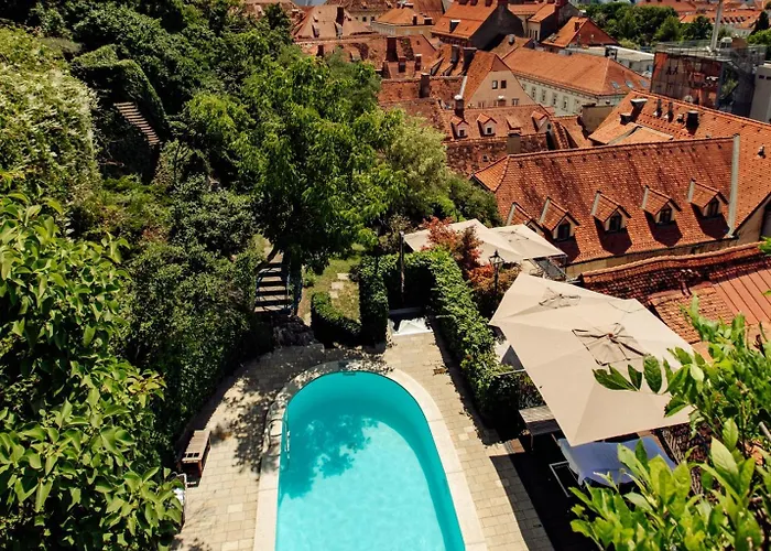 Schlossberghotel - Das Kunsthotel