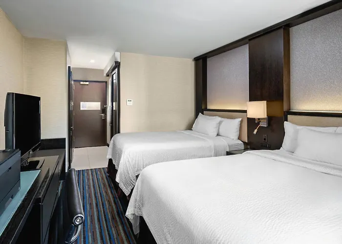 Golf Hotel: Courtyard New York Manhattan/Times Square