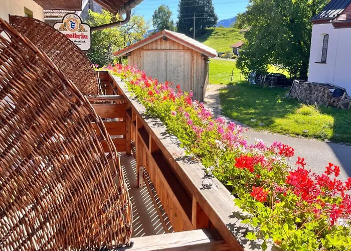 Hotel Am Goldiger Hirsch B&B Mit Kochmöglichkeiten