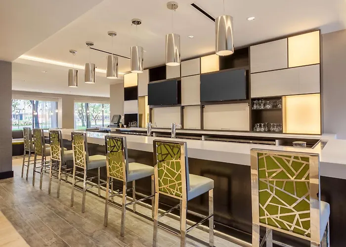 Doubletree By Hilton & Suites Houston By The Galleria