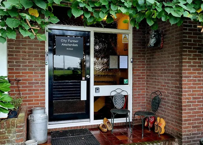 City Farmer A Guesthouse With Bikes, And Free Parking