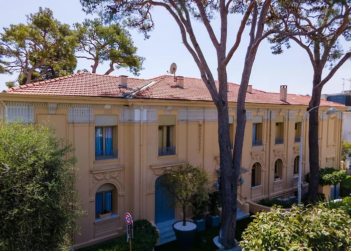 Hotel: Hotel Petit Palais
