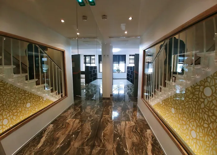 Hotel Am Aida Opera