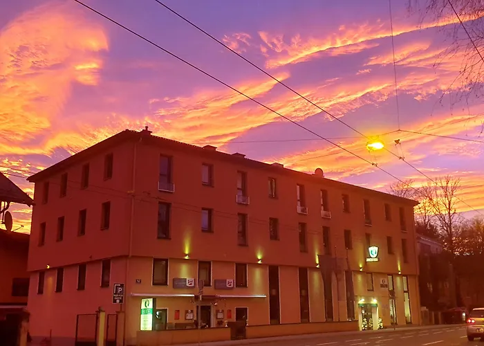 Hotel nahe Flughafen: Hotel Via Roma