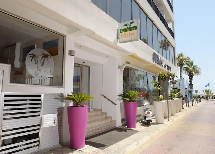 Les Palmiers Beach Boutique & Luxury Apartments