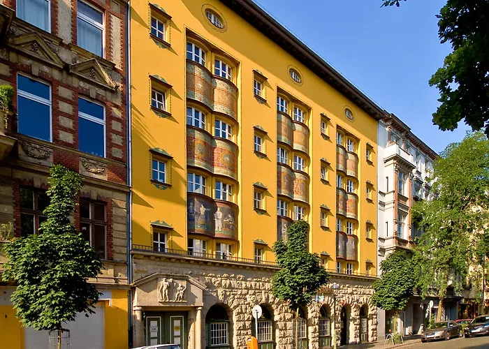 Amstel House