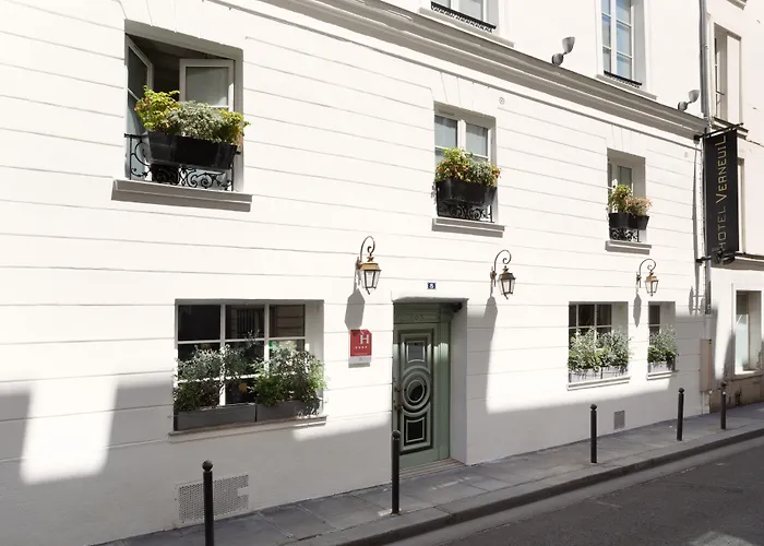 Resort: Hotel Verneuil Saint Germain