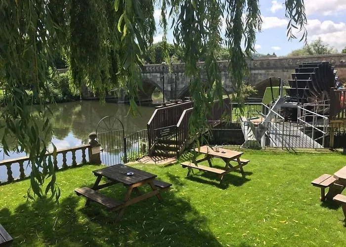 Old Mill Hotel & Lodge