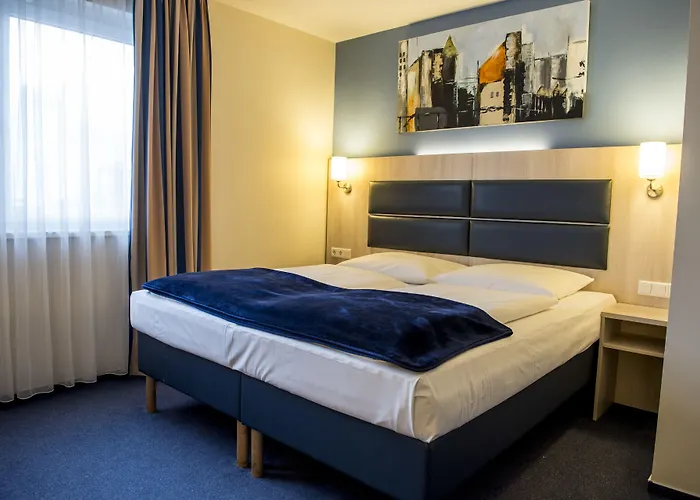 Hotel nahe Flughafen: Hotel Rödelheimer Hof - Am Wasserturm