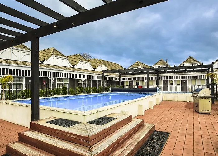Lake Rotorua Hotel