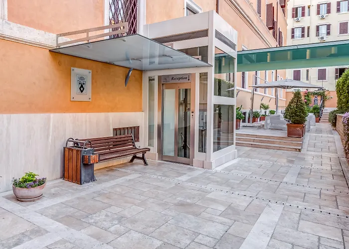  Domus Carmelitana
