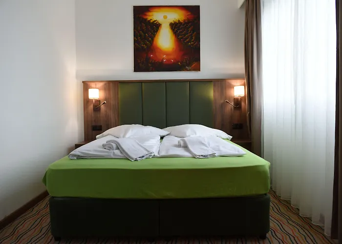 Hotel Olive Inn