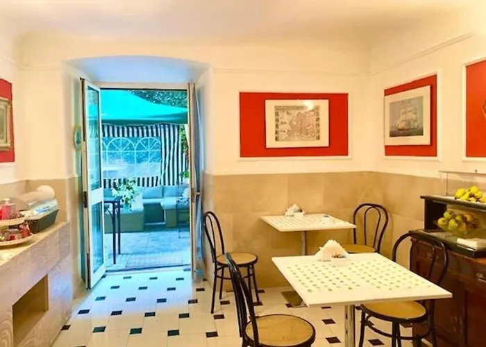 Hotel: Actor Hotel