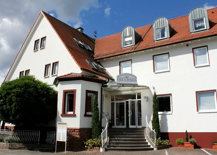 Häuser der Villa Italia