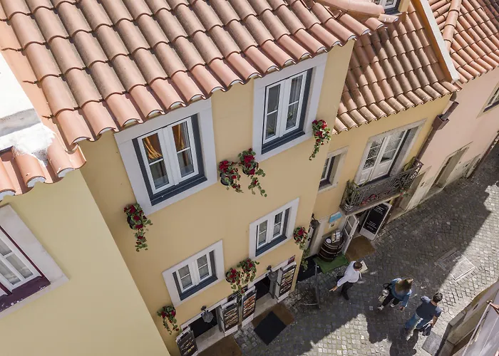 Castle Inn Lisbon