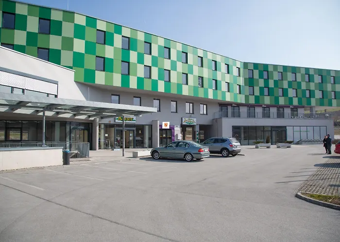 Hotel mit Hund 7 Days Premium Salzburg-Urstein