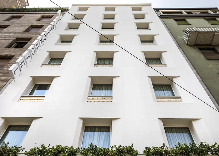 43 Station Hotel