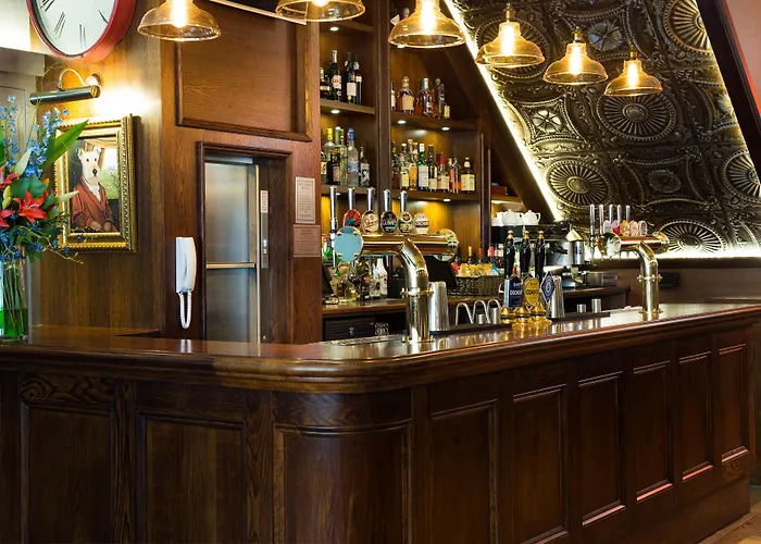  Grafton Arms Pub & Rooms