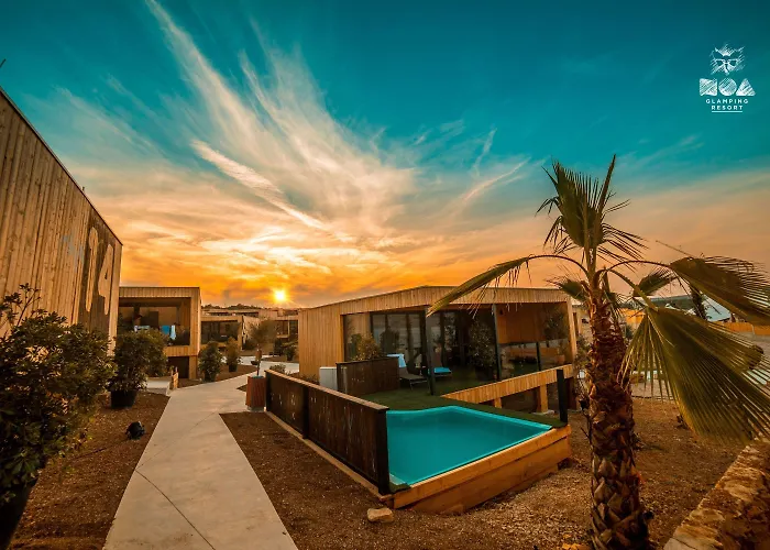 : Noa Island Retreat