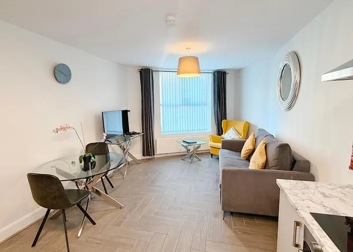 Broc House Suites
