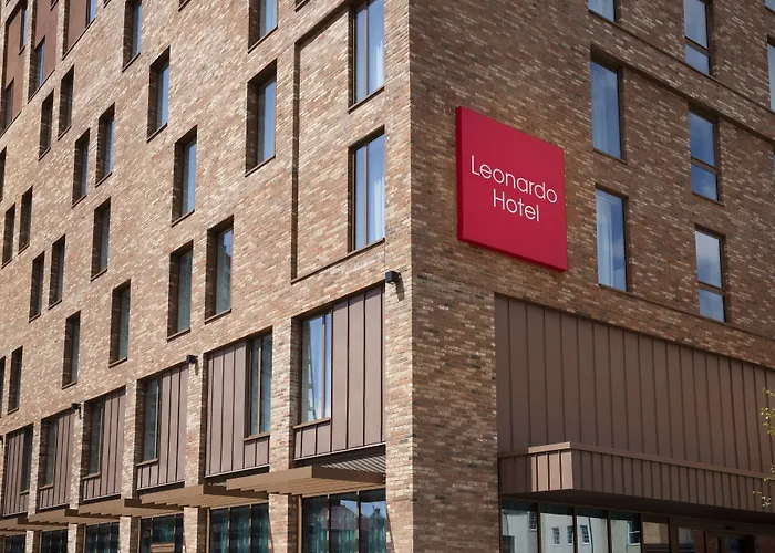 Leonardo Bristol City