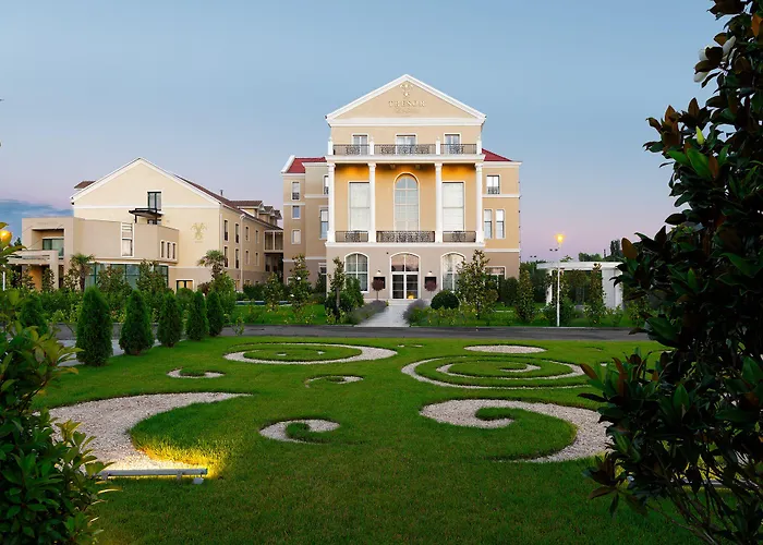  Tresor Le Palais Timisoara, Curio Collection By Hilton