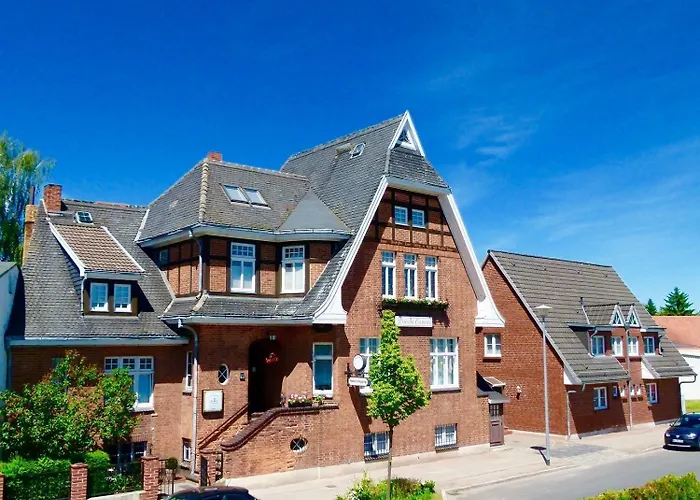 Hotel & Pension Villa Camenz