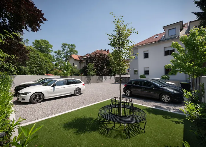 Vila Emona - Central Apartments - Free Parking